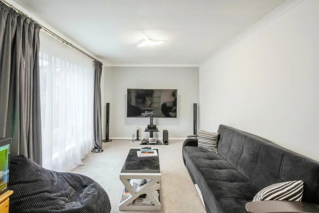 64 Queen Street, Balby, Doncaster, South Yorkshire, DN4 8AB