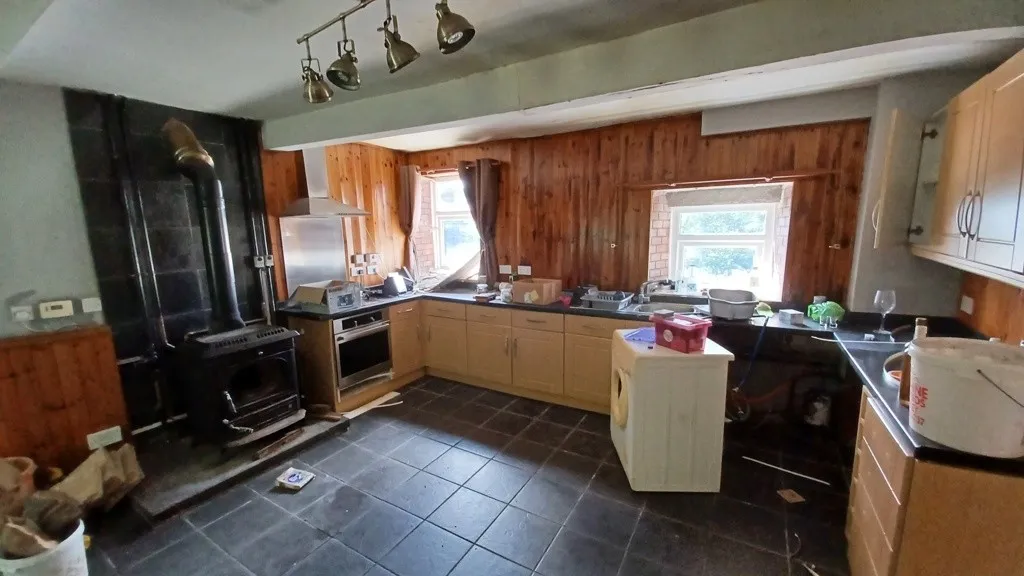 Edgefold Farmhouse And Barn, Edge Lane, Turton, Bolton, Lancashire, BL7 0NQ