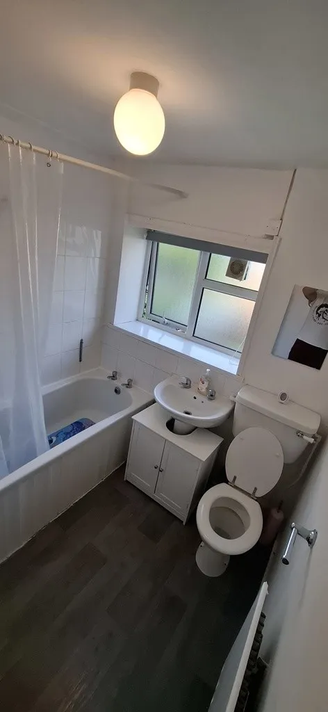 44 Acre Road, Ellesmere Port, Cheshire CH66 3PW