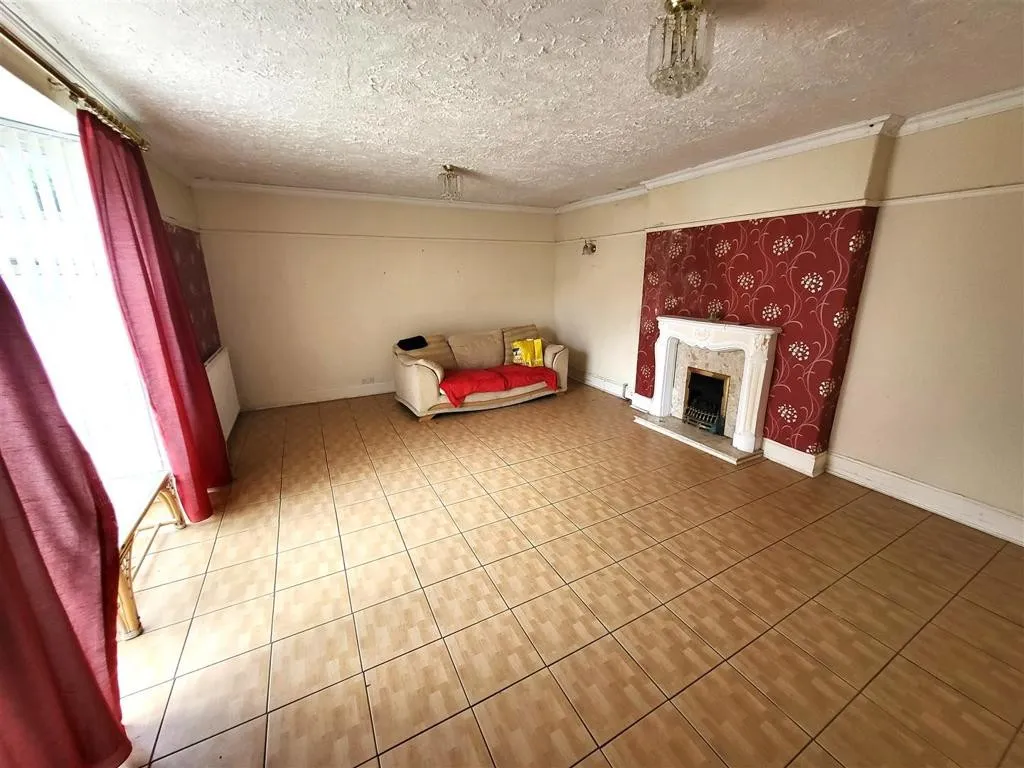 23 Fairfield Avenue, Rhyl, Denbighshire, LL18 3EE