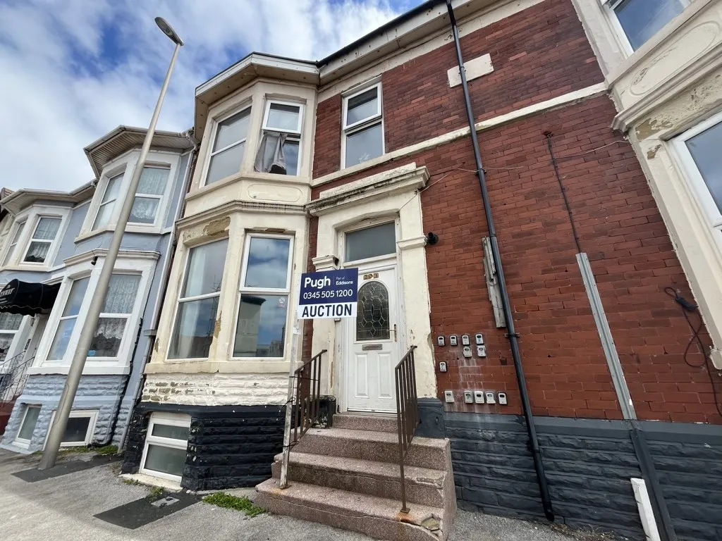 Flat 3, 203 Dickson Road, Blackpool, Lancashire, FY1 2HQ