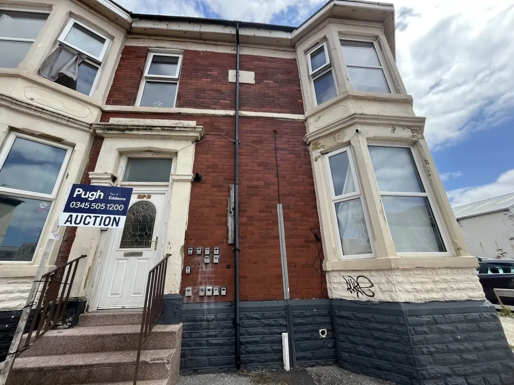Flat 3, 203 Dickson Road, Blackpool, Lancashire, FY1 2HQ