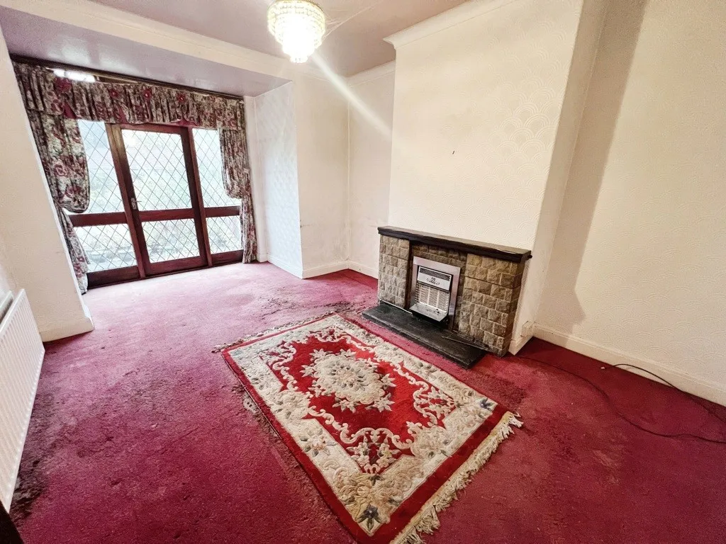 664 Crompton Way, Bolton, Lancashire, BL1 8TJ