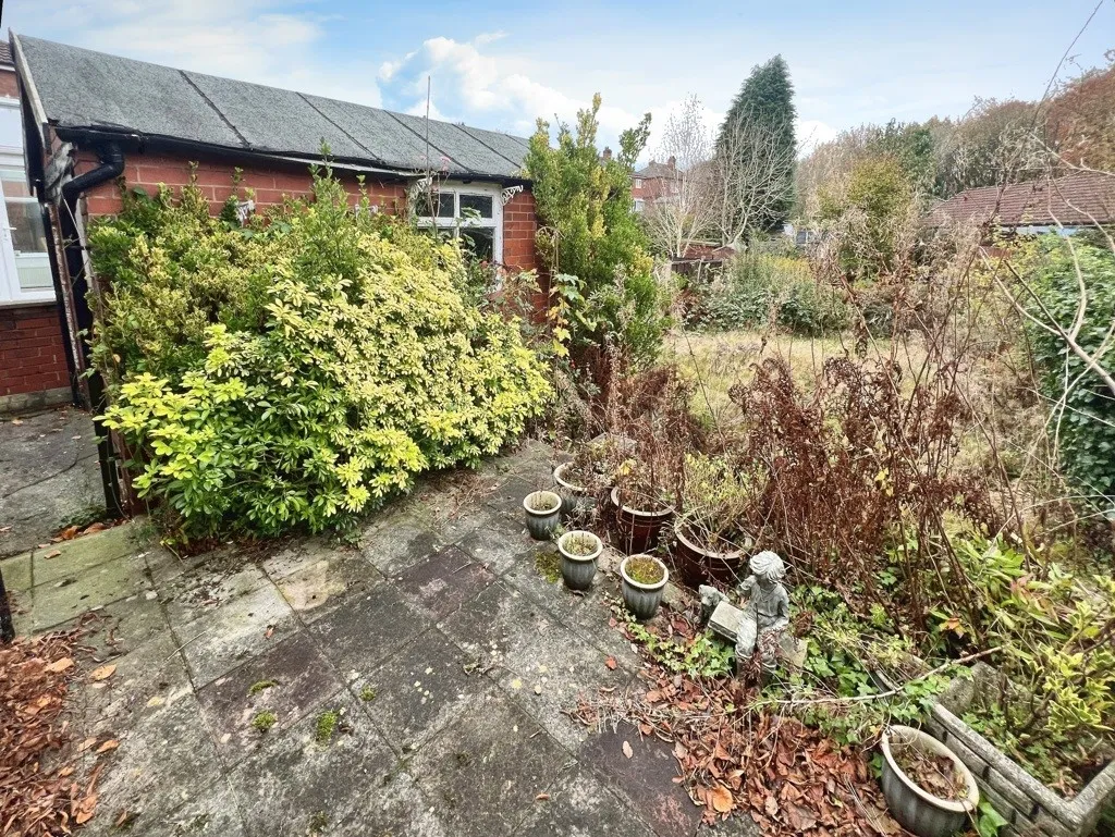 664 Crompton Way, Bolton, Lancashire, BL1 8TJ