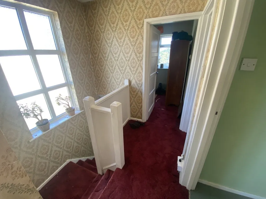 131 Bramcote Lane, Beeston, Nottingham, Nottinghamshire, NG9 4EU