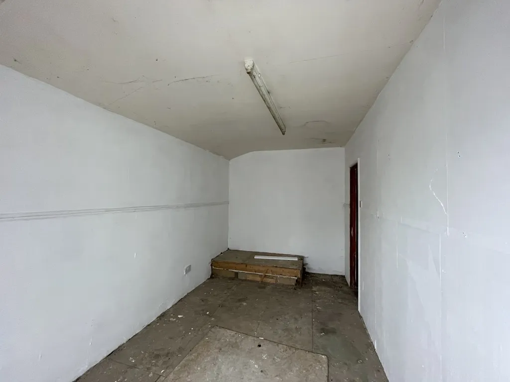 8 Windy Bank, Colne, Lancashire, BB8 9HZ