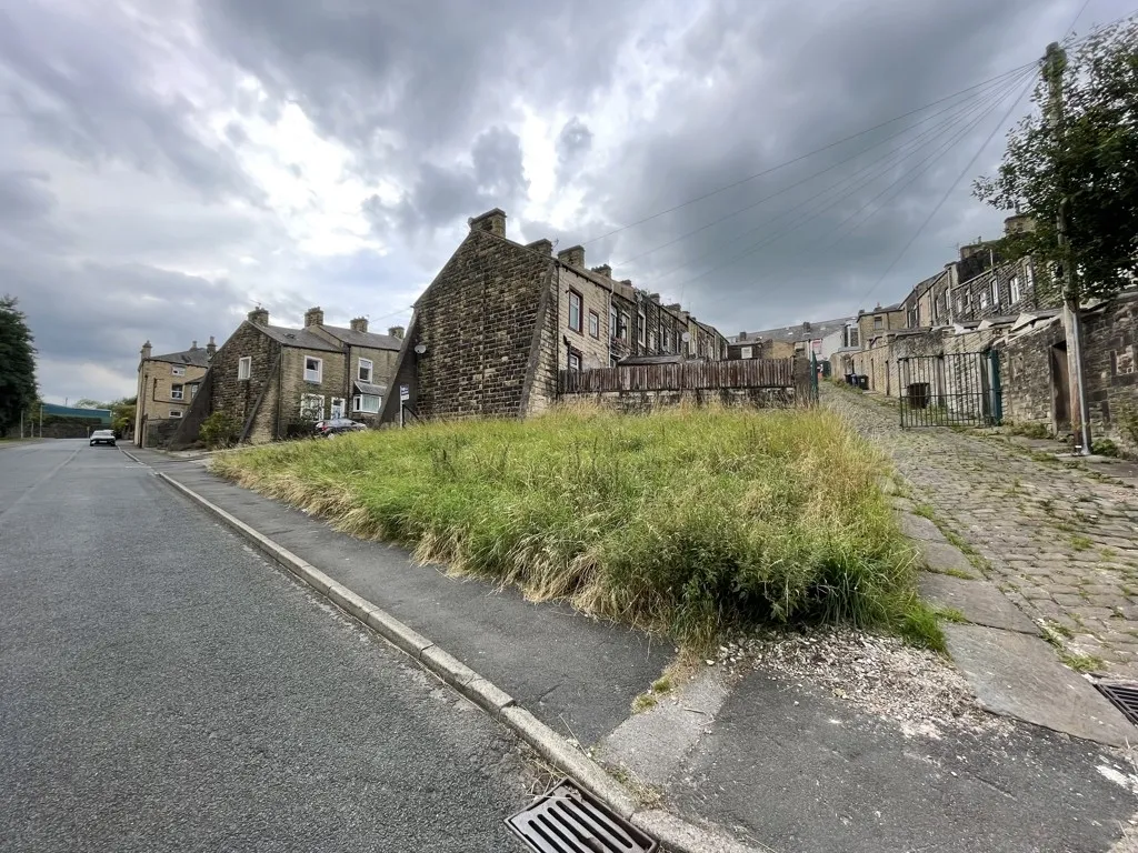 Land Off Crabtree Street, Colne, Lancashire, BB8 0DF