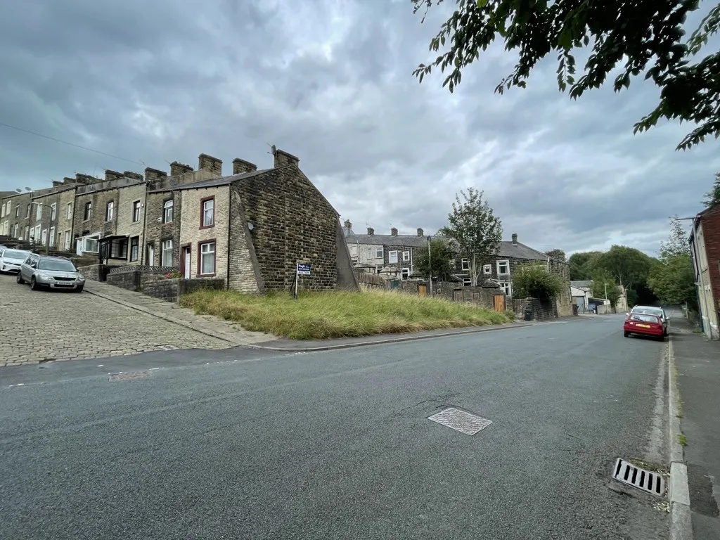 Land Off Crabtree Street, Colne, Lancashire, BB8 0DF