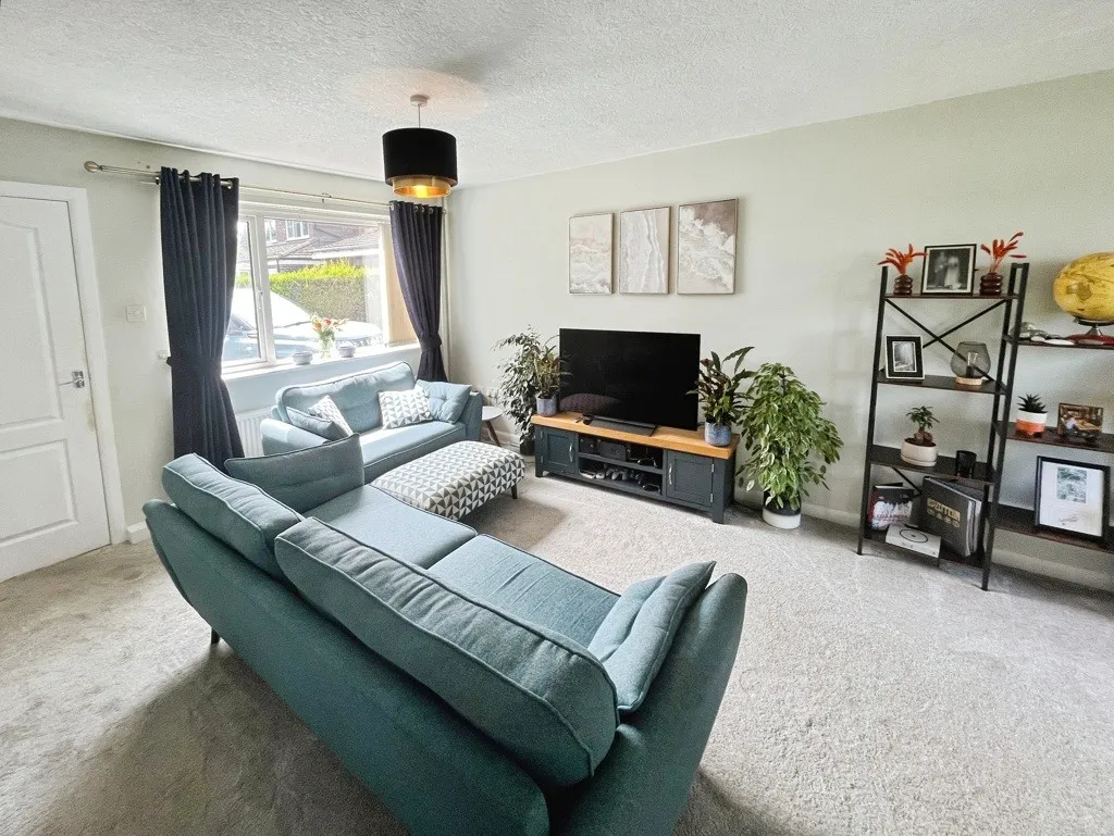 6 Willow Hey, Bromley Cross, Bolton, Lancashire, BL7 9YD