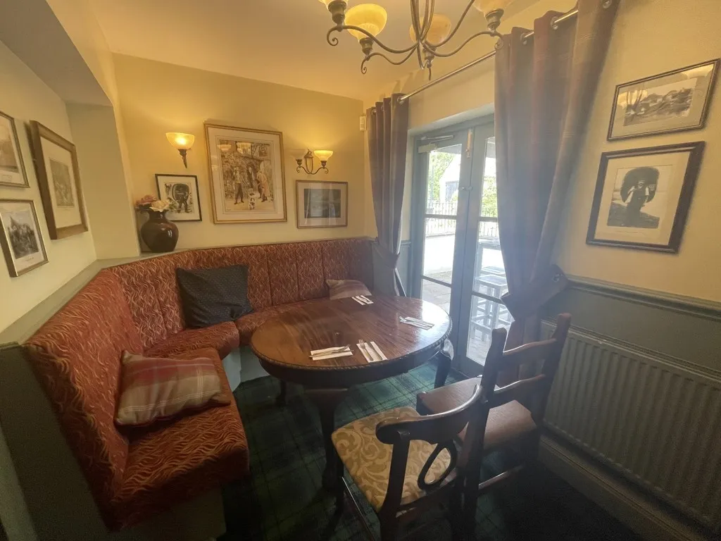 Royal Oak, High Street, Bangor-On-Dee, Wrexham, Wrexham, LL13 0BU