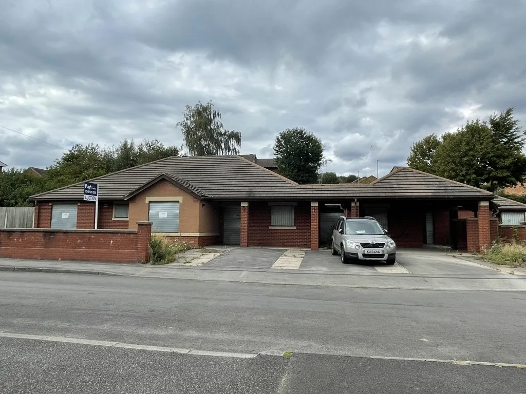 Fernlea, 59 Fort Ann Road, Soothill, Batley, West Yorkshire, WF17 6LS