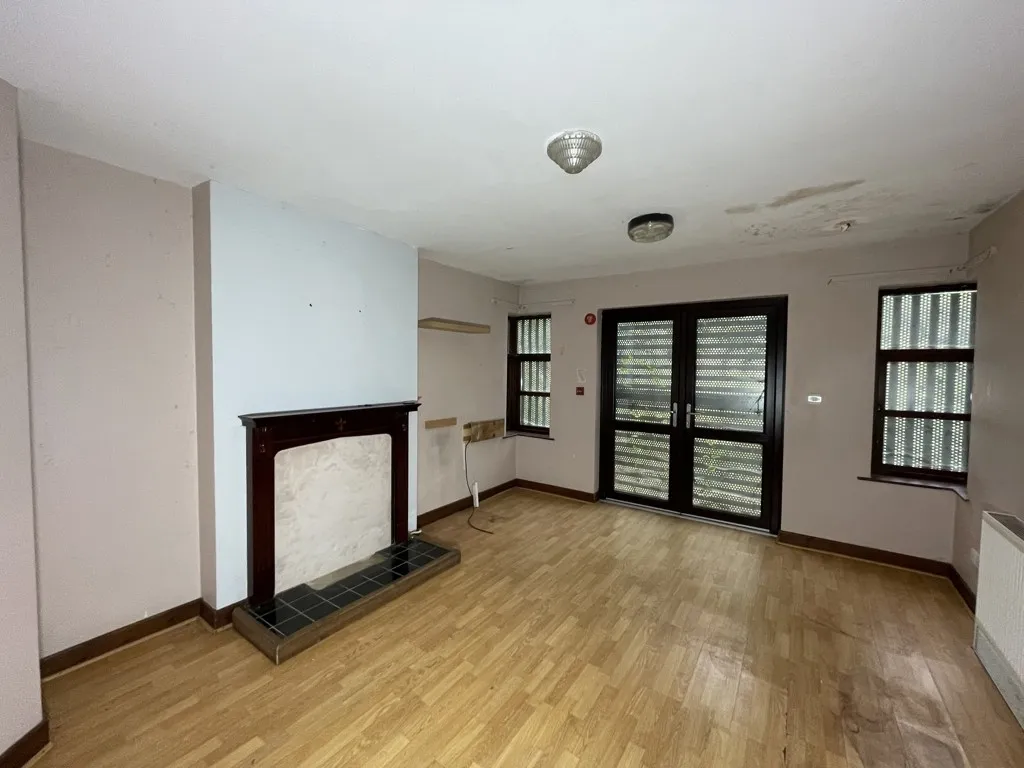 Fernlea, 59 Fort Ann Road, Soothill, Batley, West Yorkshire, WF17 6LS