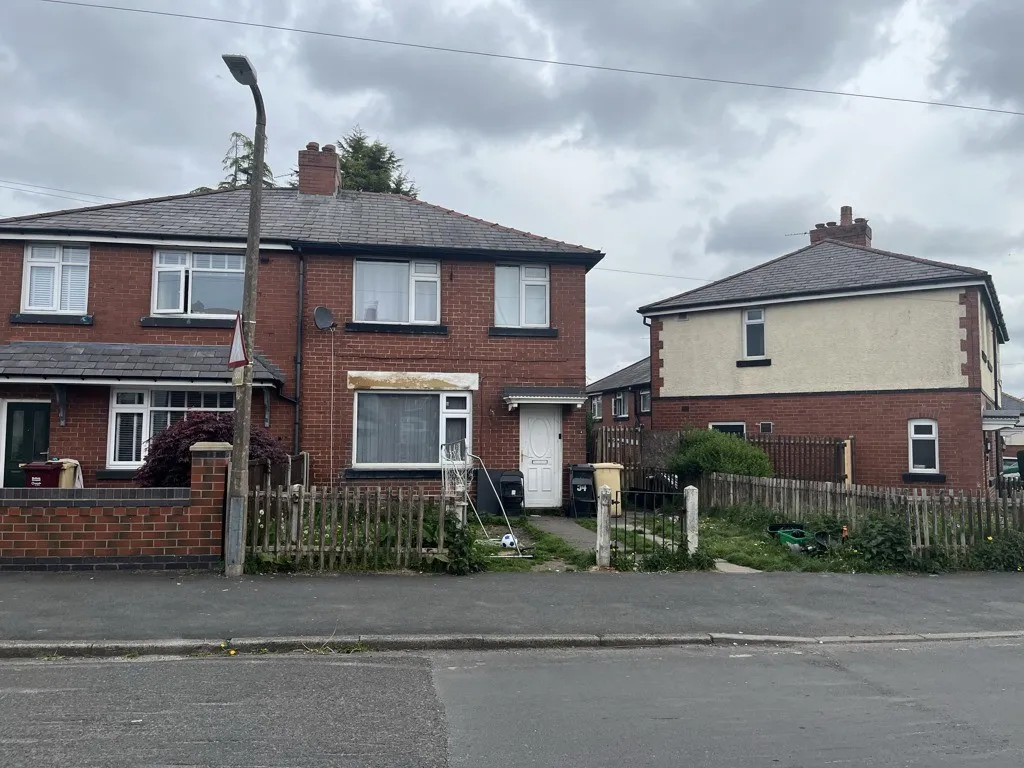 54 Barton Road, Farnworth, Bolton, Lancashire, BL4 9PW