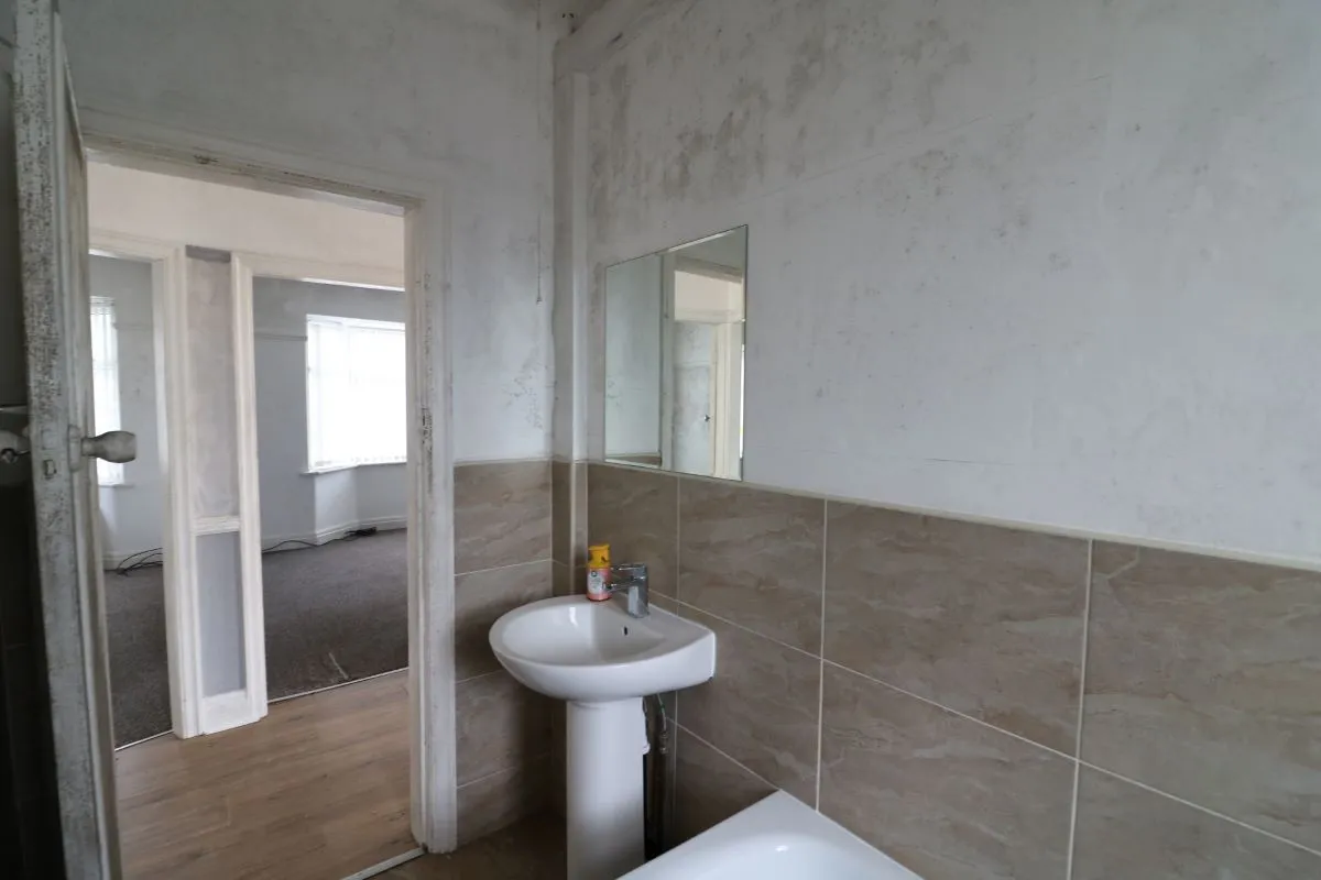 27 The Crescent, Maghull, Liverpool, Merseyside, L31 7BL