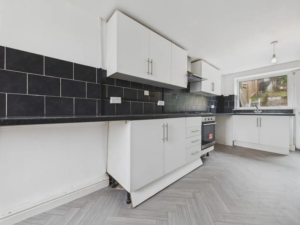 3 bed Terraced