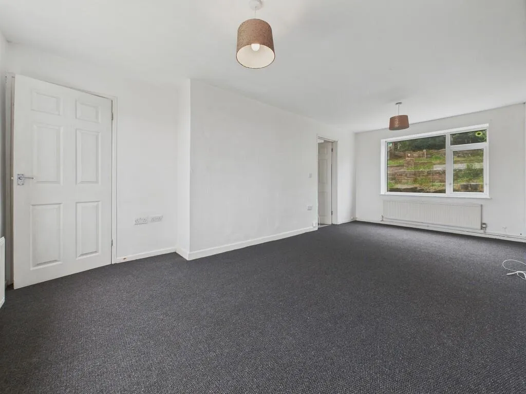 3 bed Terraced
