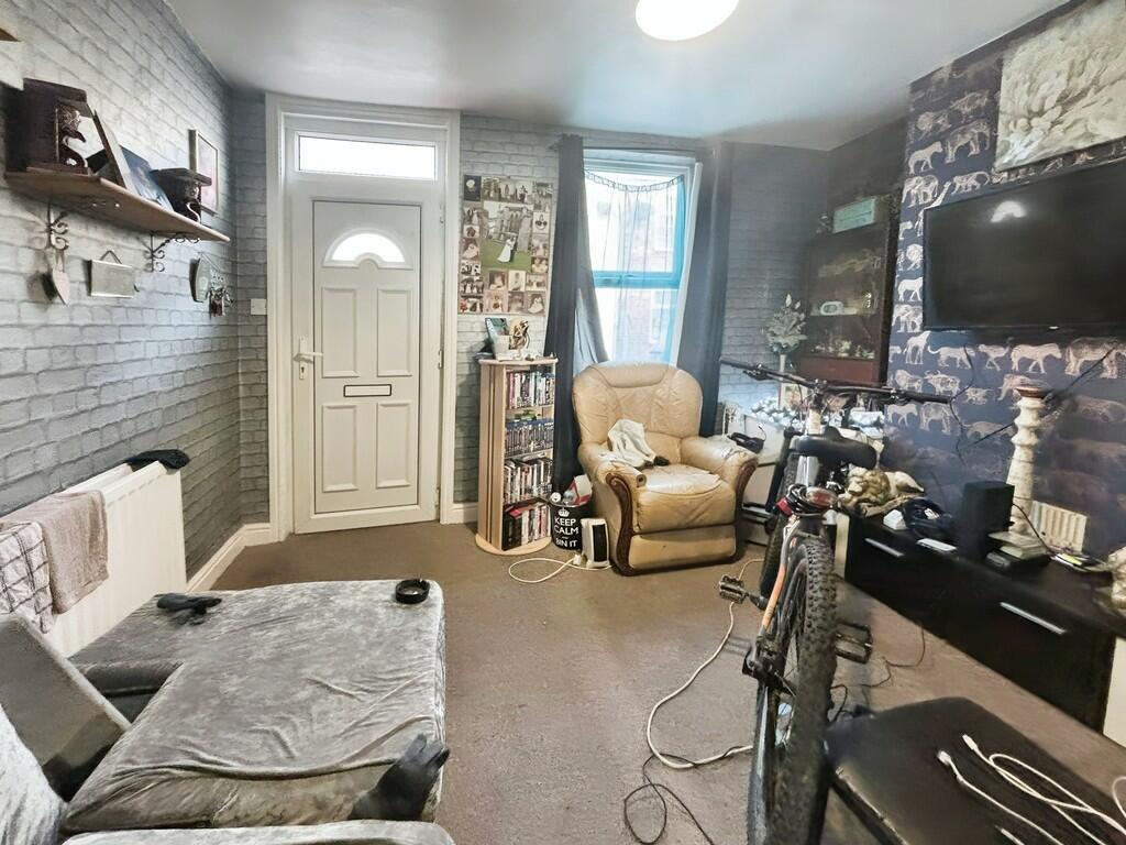 3 bed Terraced