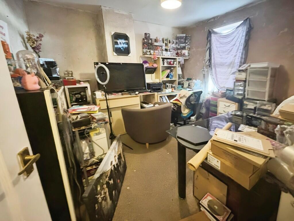 3 bed Terraced
