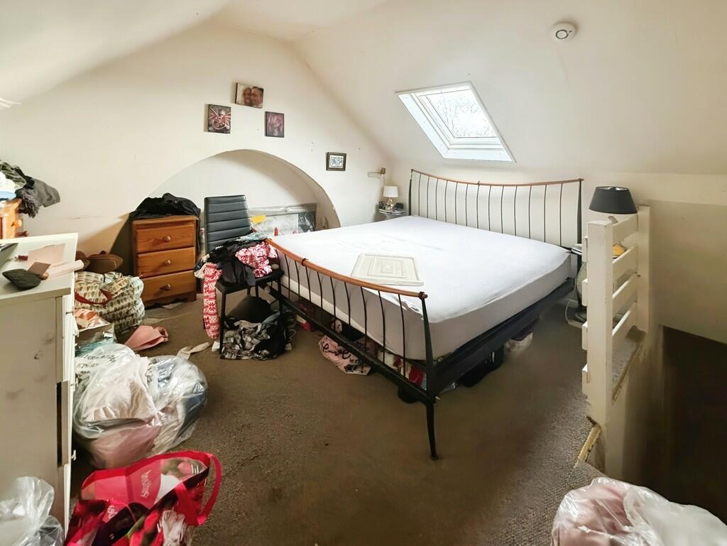 3 bed Terraced