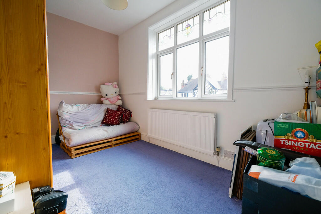 7 bed Detached