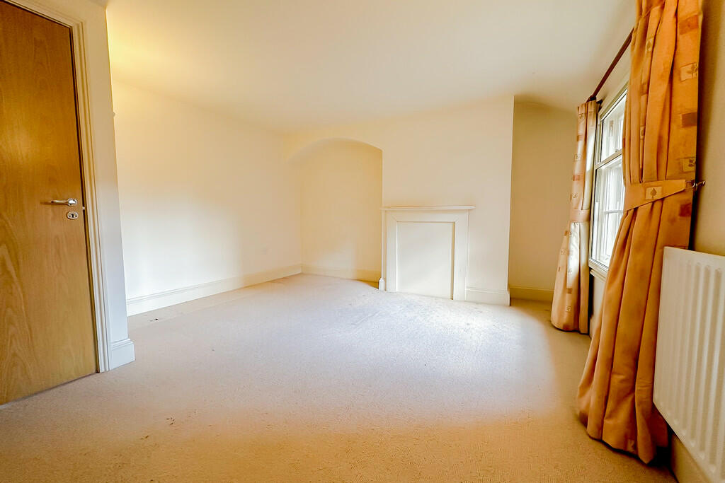 3 bed Terraced