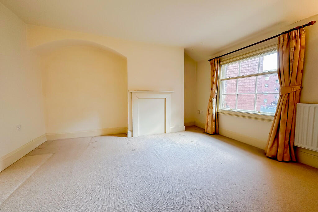 3 bed Terraced