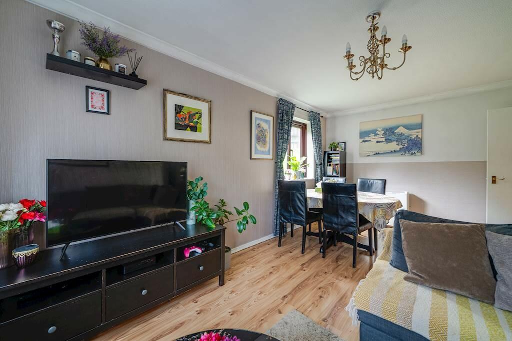 2 bed Apartment