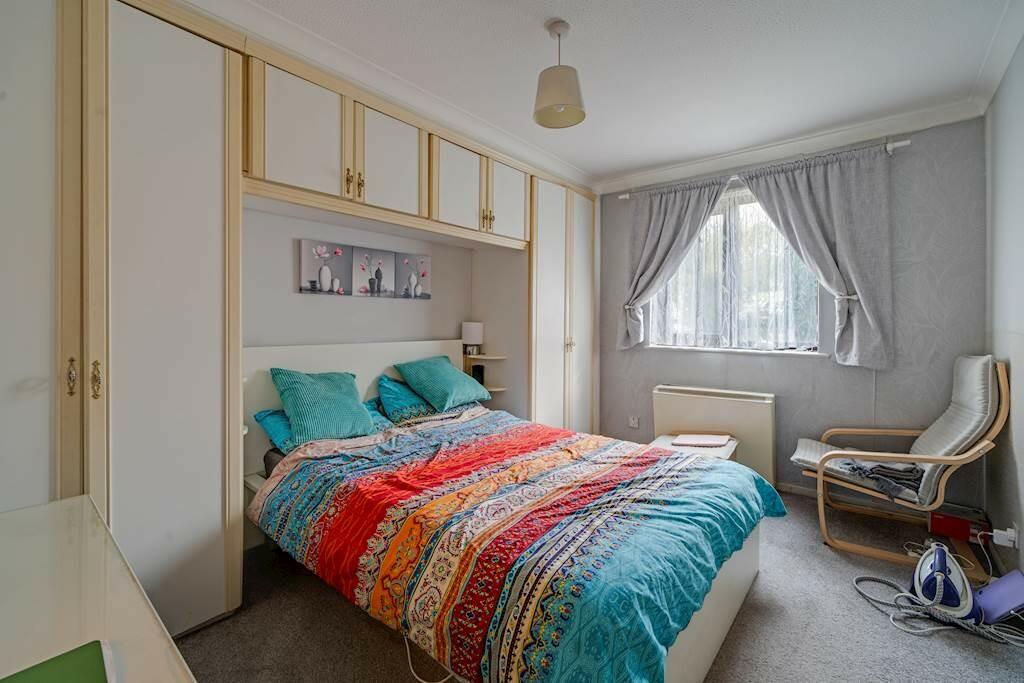 2 bed Apartment