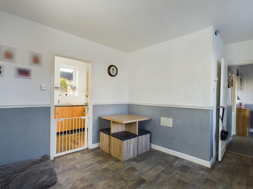 3 bed Semi-Detached