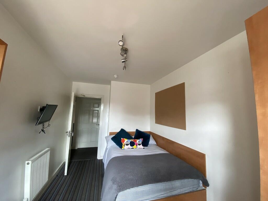 1 bed Apartment