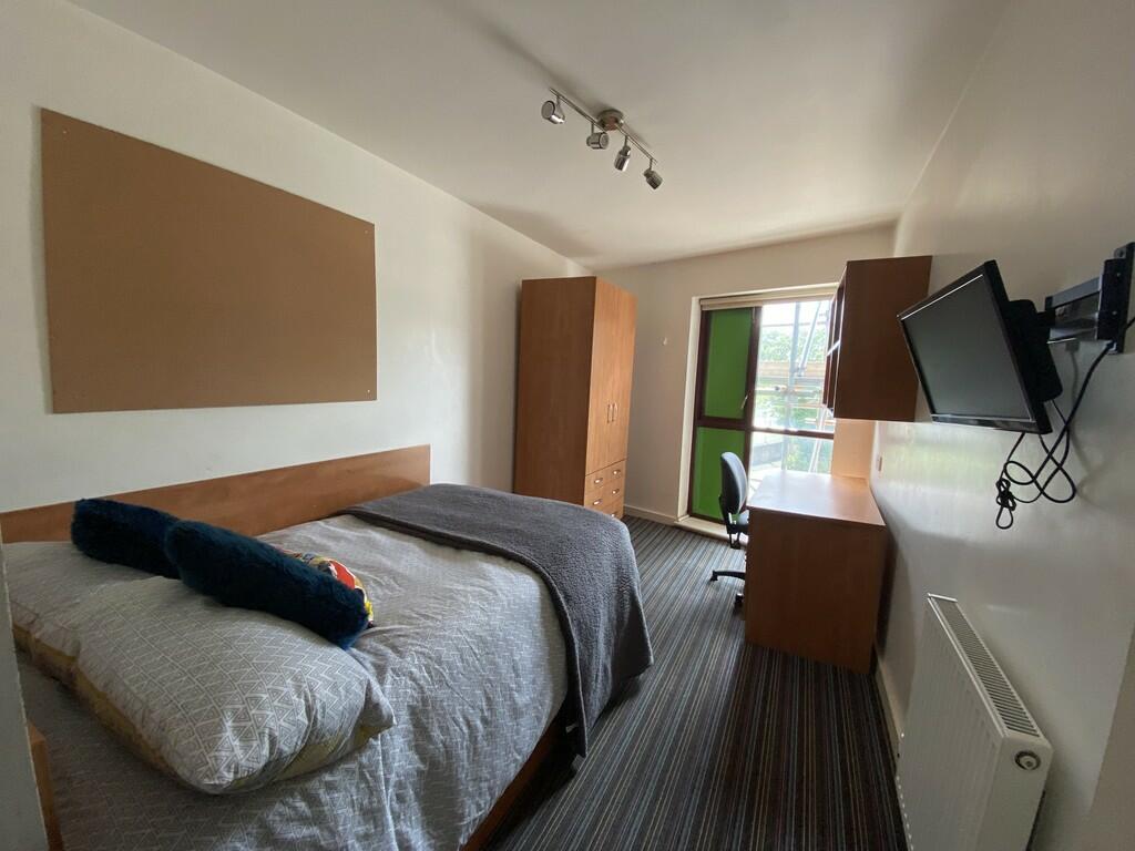 1 bed Apartment