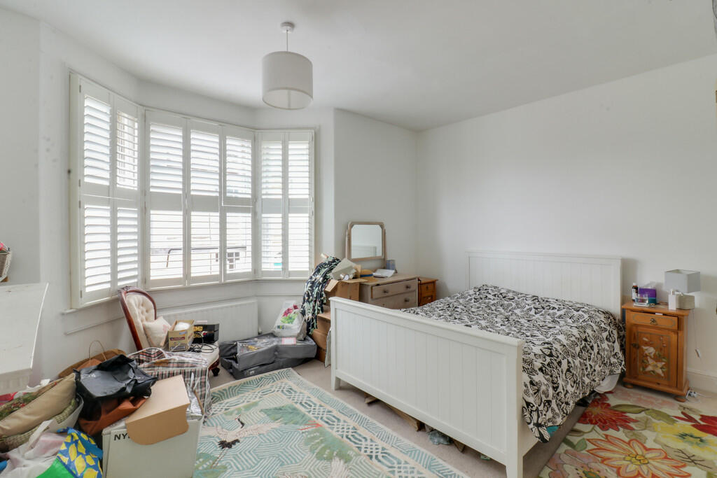 2 bed Character Property
