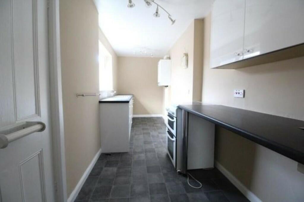2 bed House