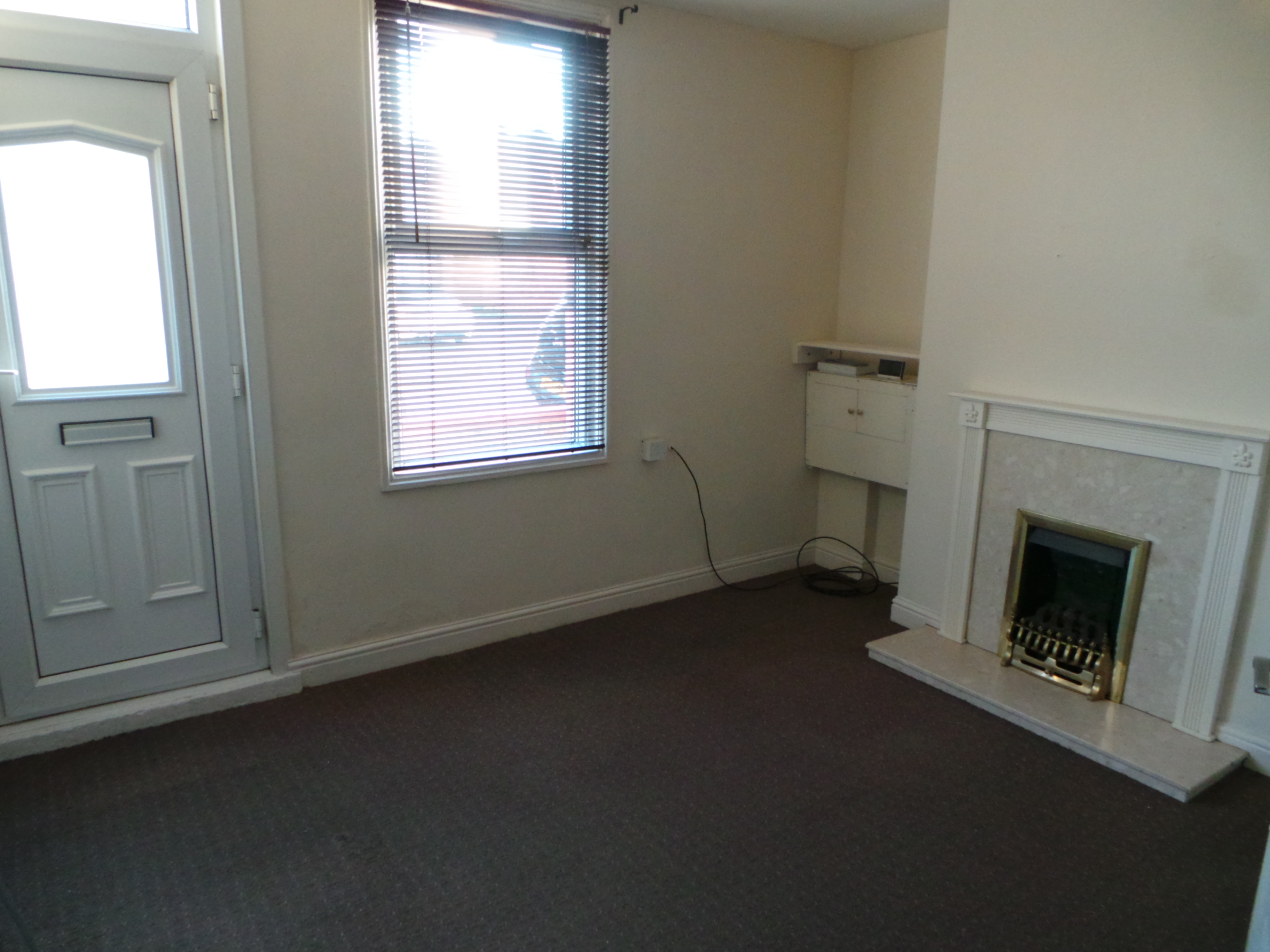 3 bed Terraced