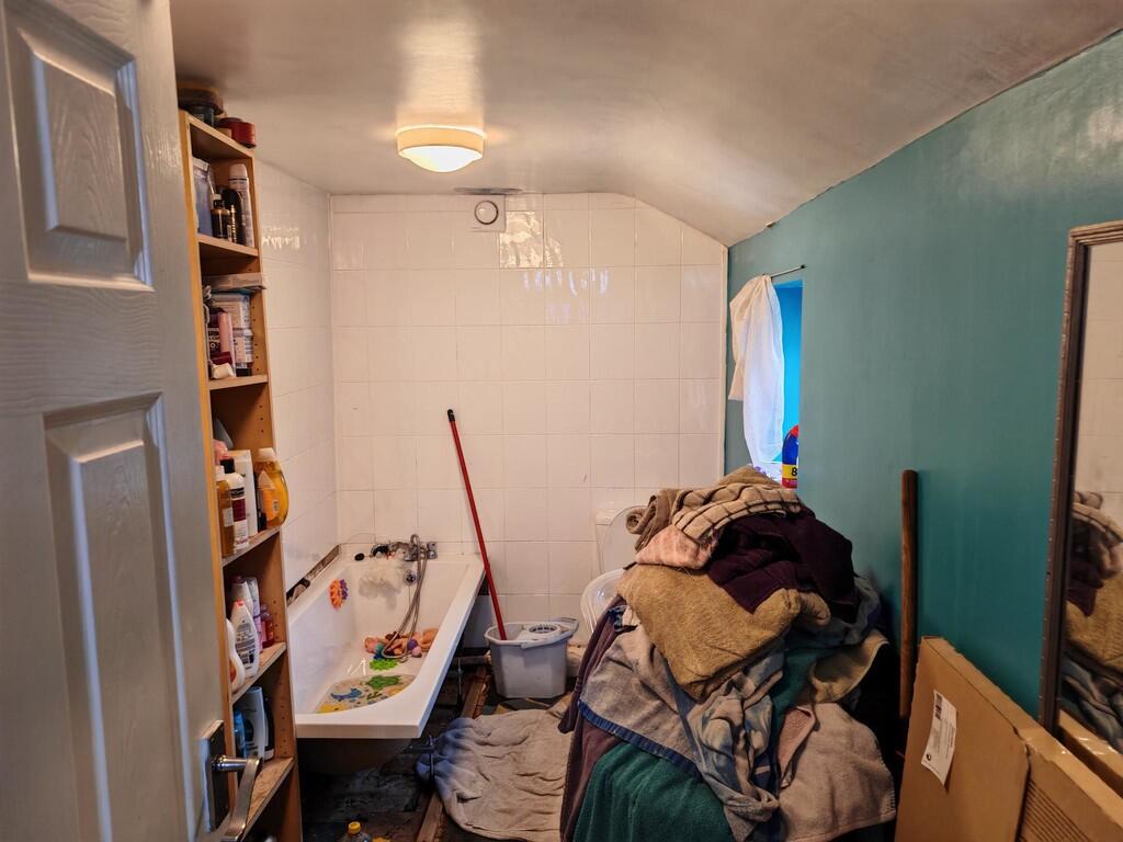 3 bed Terraced