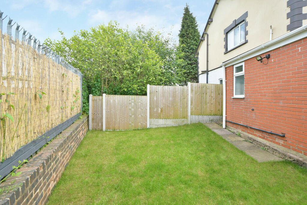 2 bed Terraced