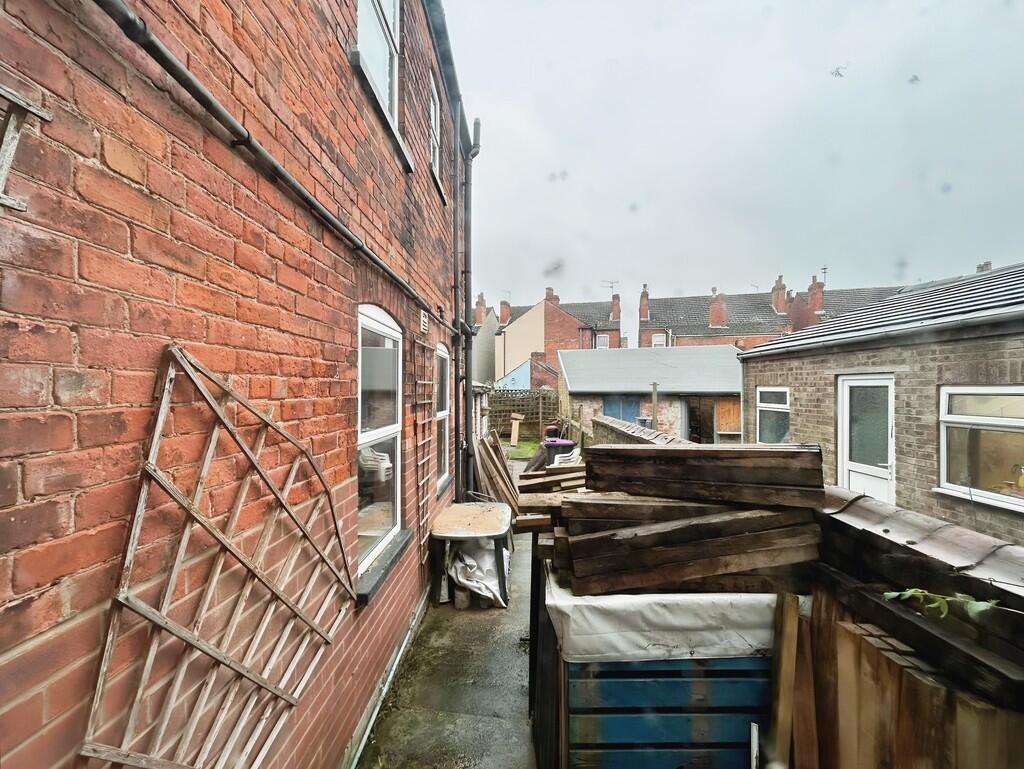 5 bed Terraced