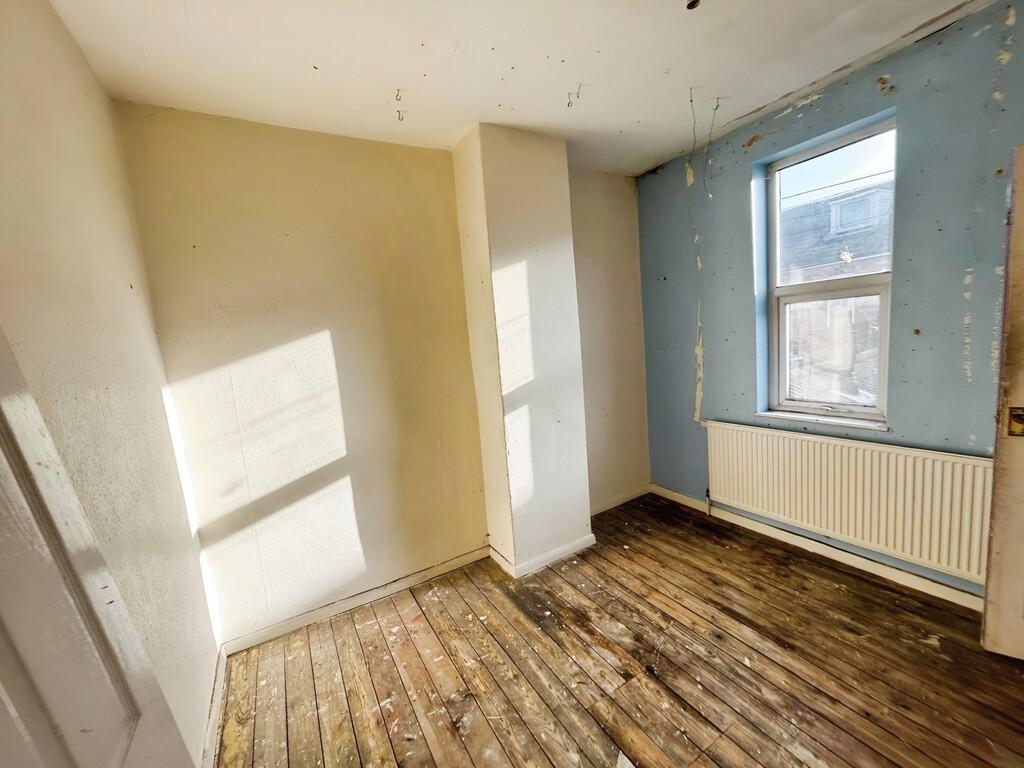 2 bed Terraced