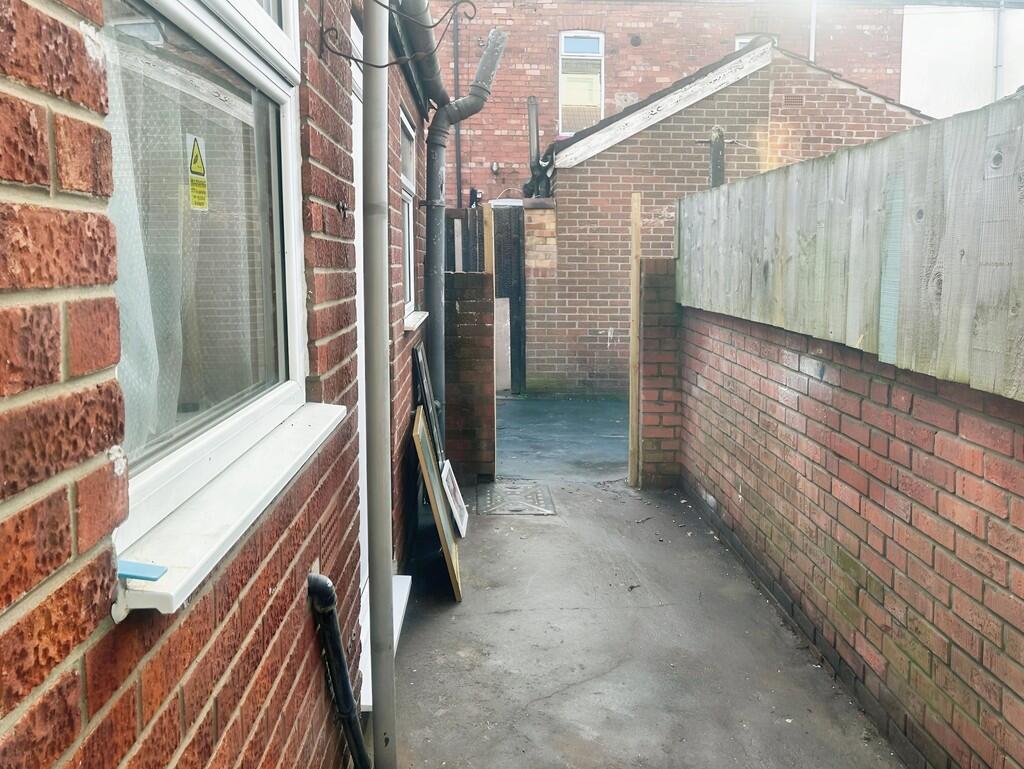 2 bed Terraced
