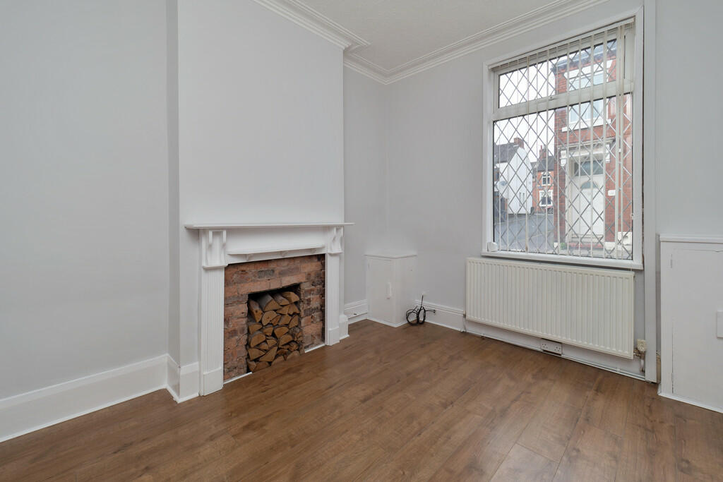 2 bed End of Terrace