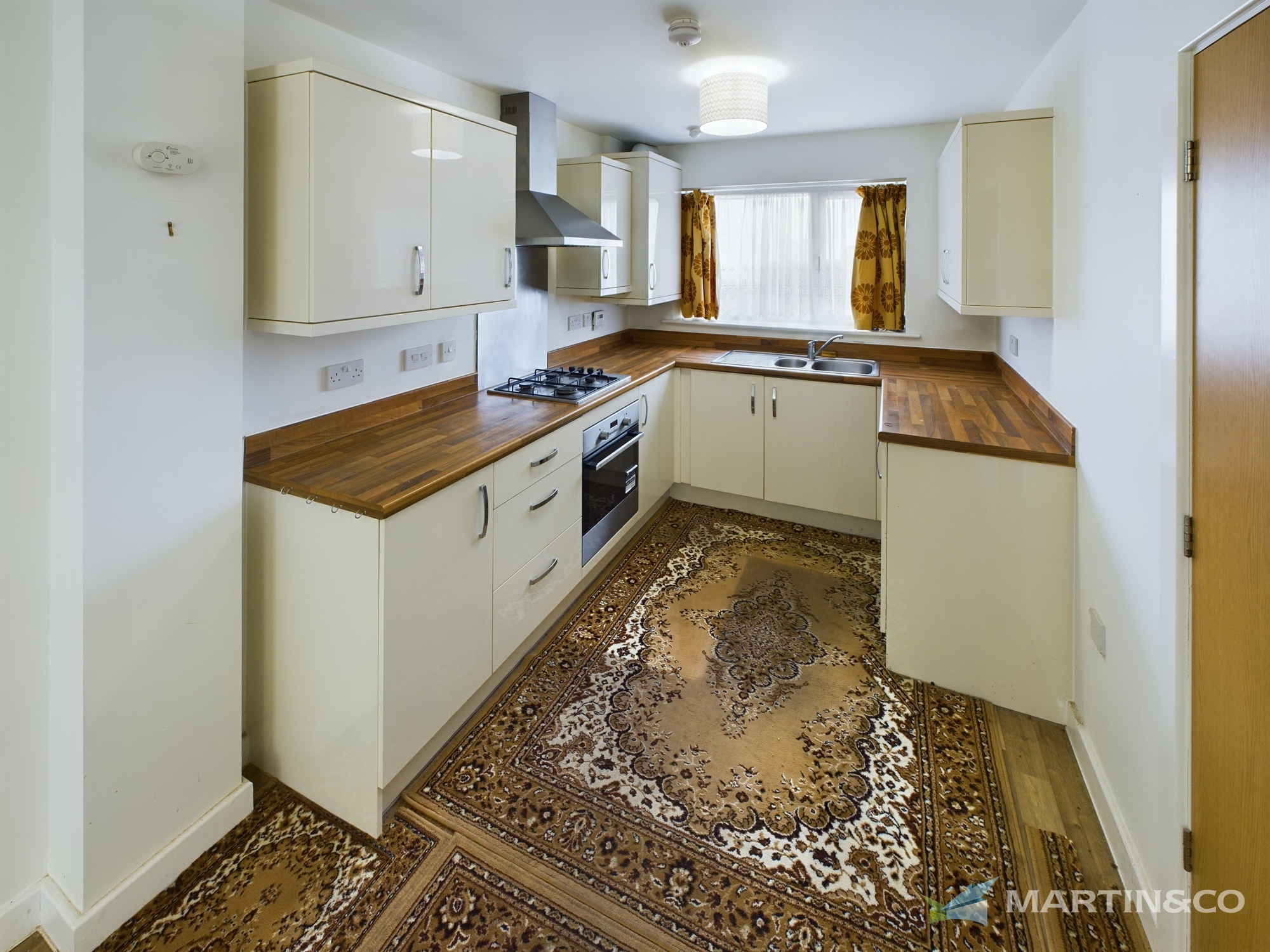 4 bed Terraced