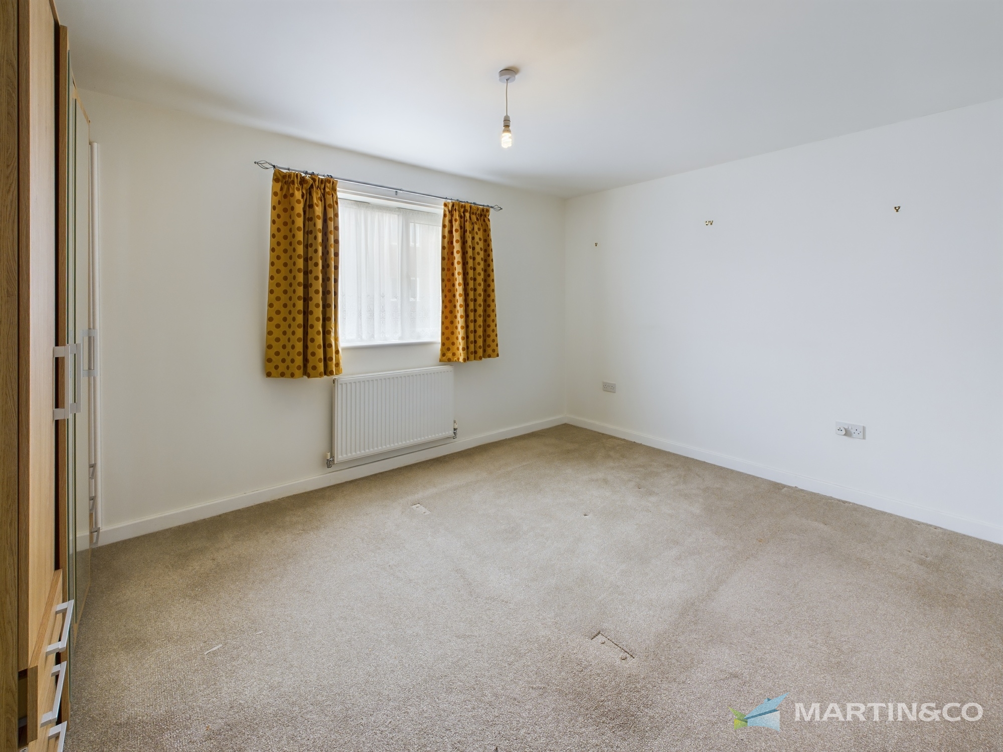 4 bed Terraced