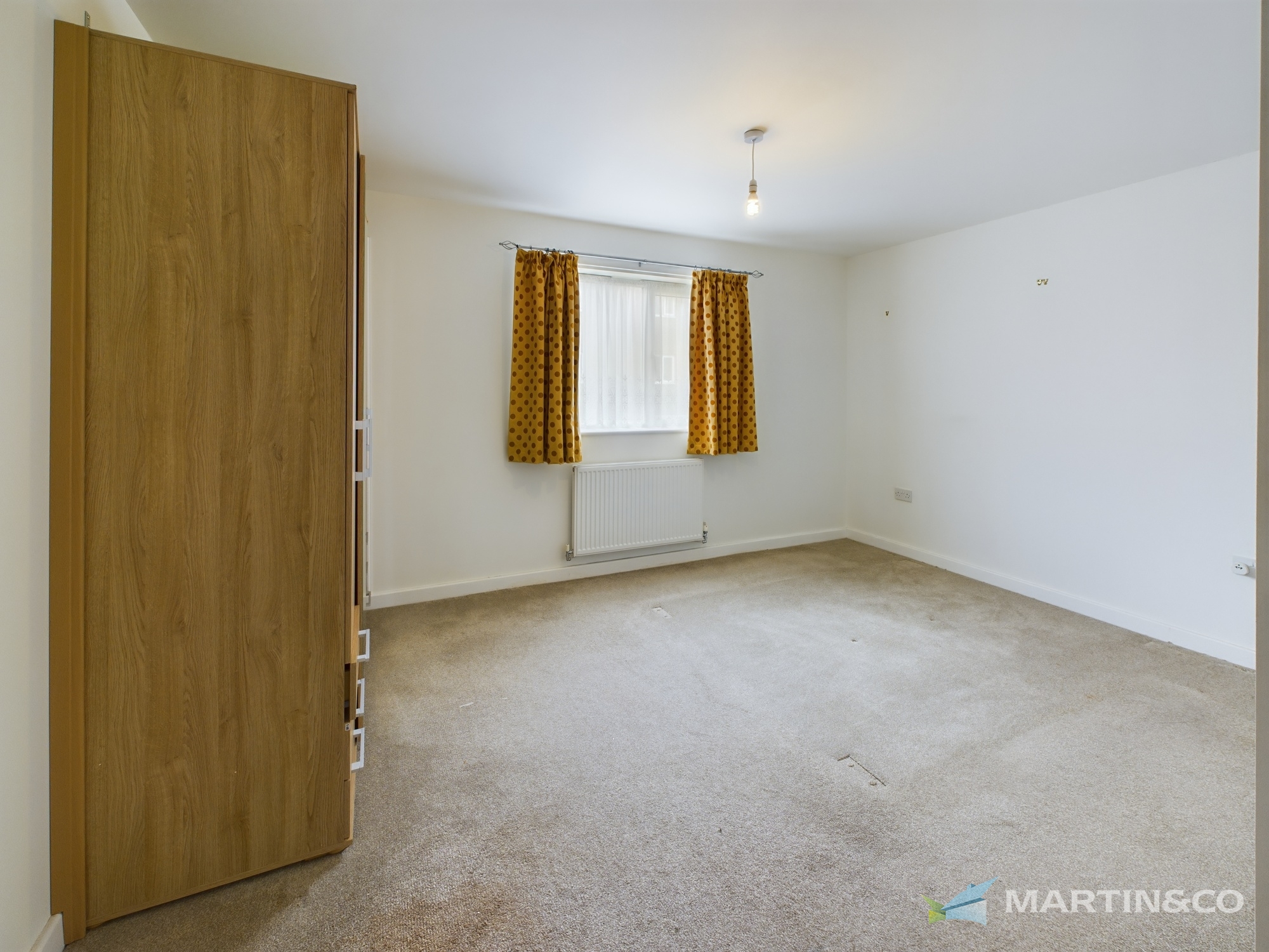 4 bed Terraced