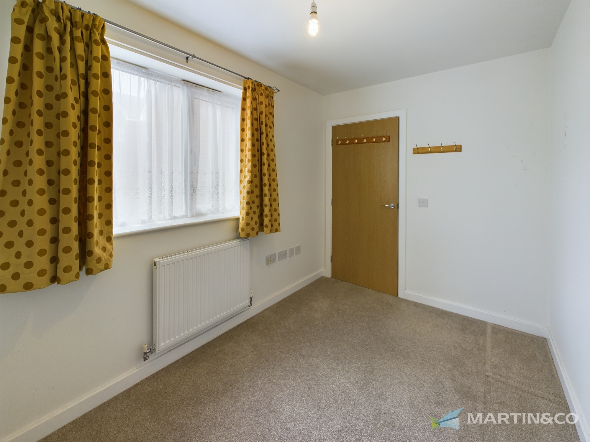 4 bed Terraced