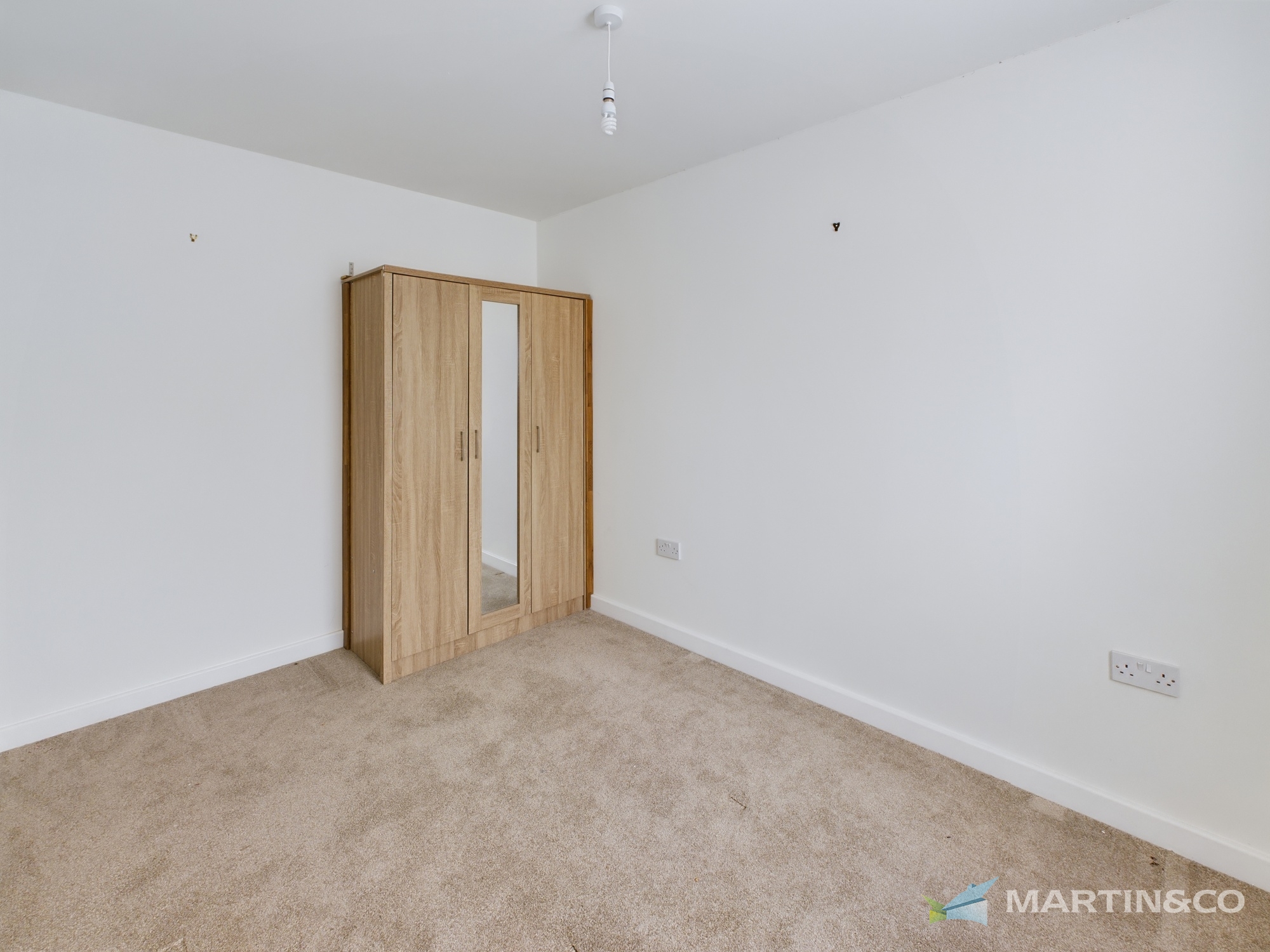4 bed Terraced