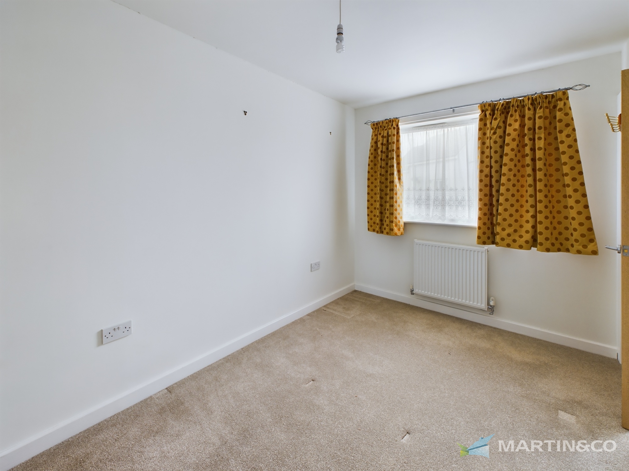 4 bed Terraced