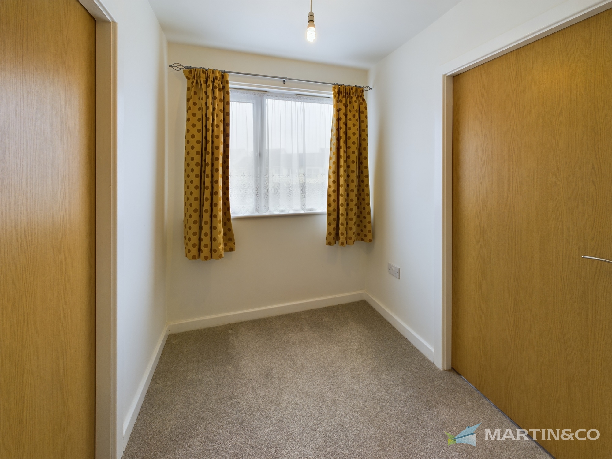 4 bed Terraced