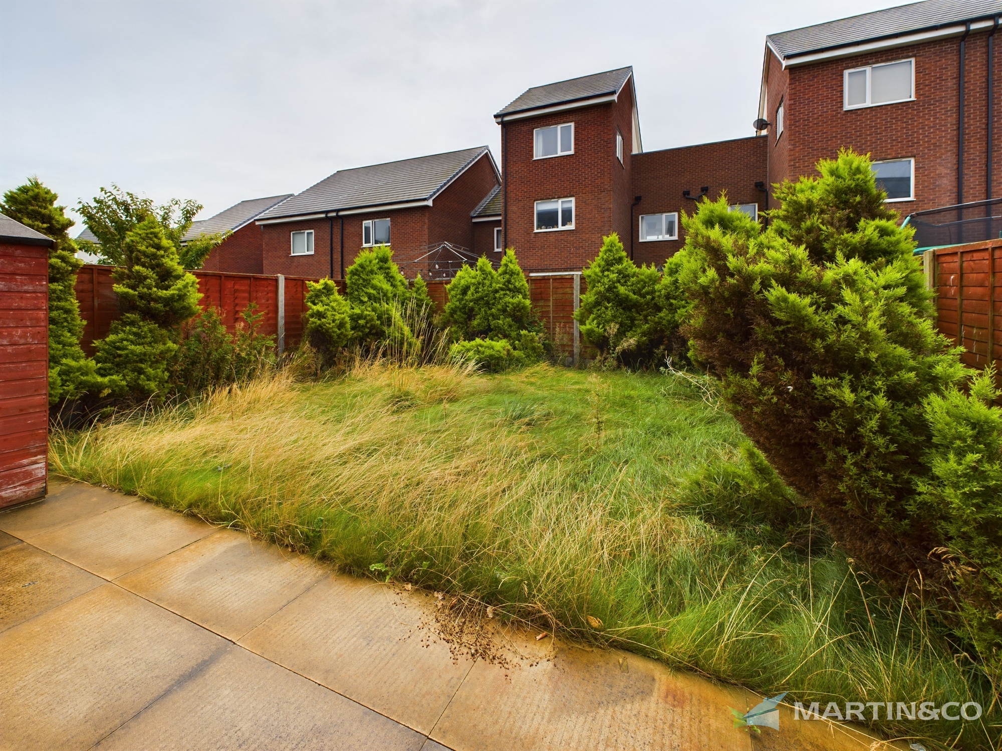4 bed Terraced