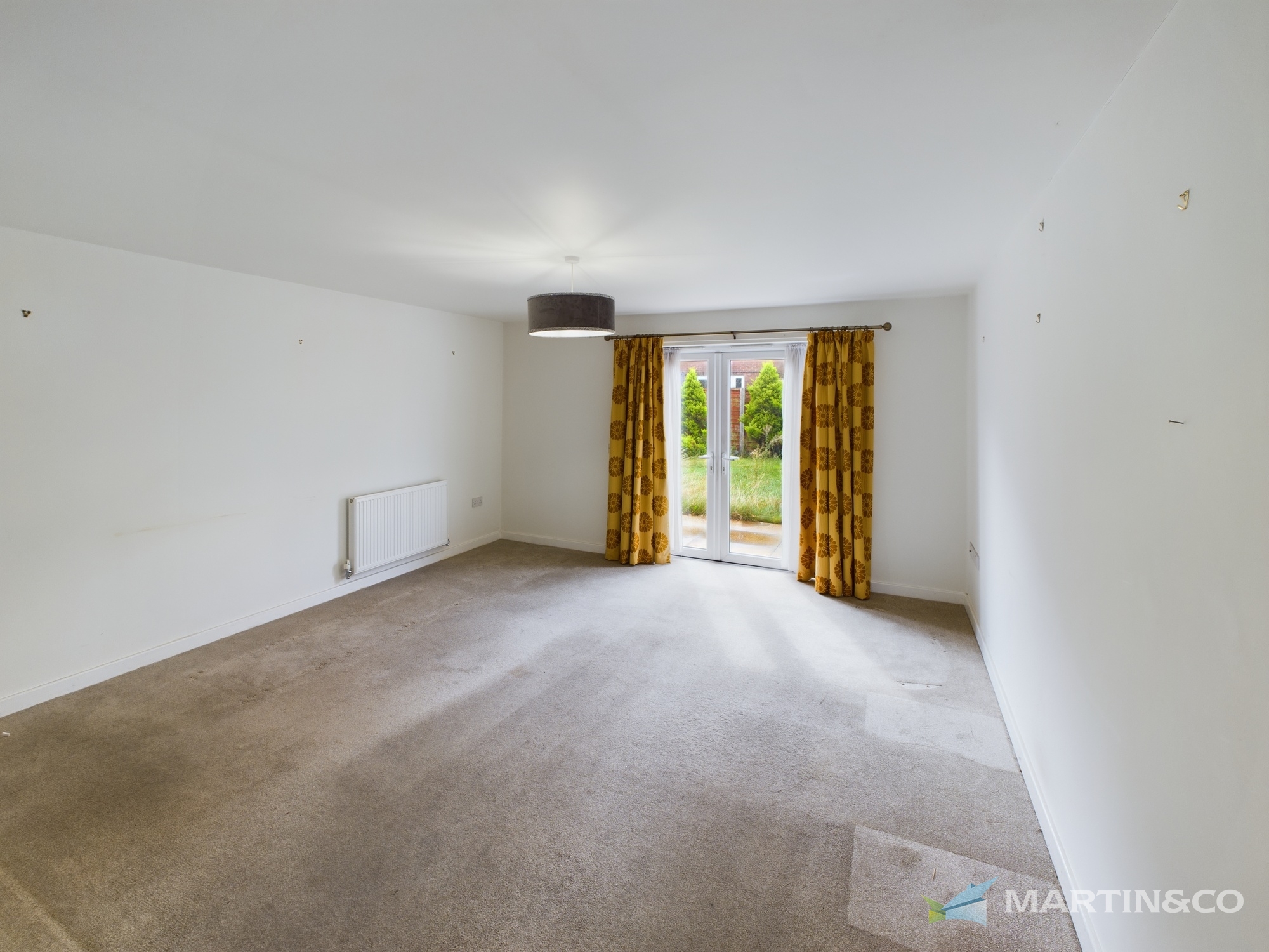 4 bed Terraced