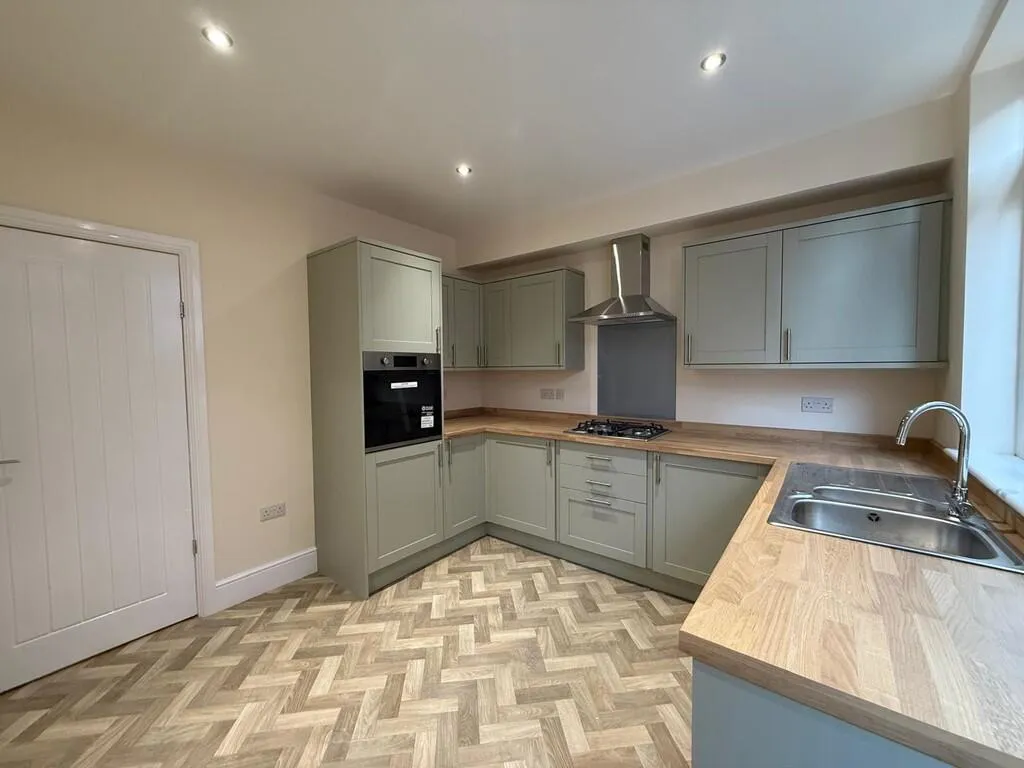 3 bed Semi-Detached